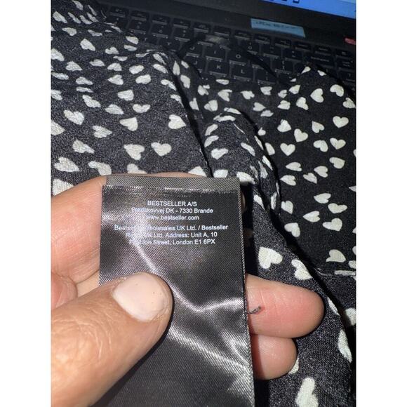 Vero Moda Curve VMCKARIN Vera LS Shirt Black White Heart Print Blouse Size 14NWT - Picture 6 of 10